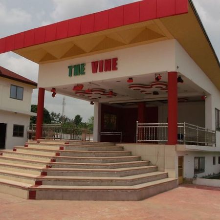 True Vine Hotel Kumasi Bagian luar foto