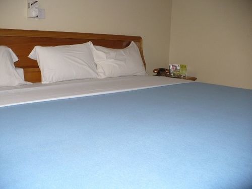 True Vine Hotel Kumasi Bagian luar foto