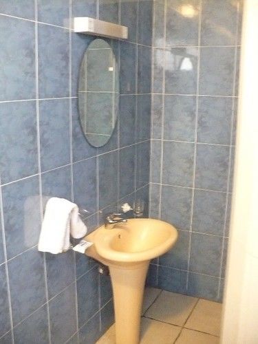 True Vine Hotel Kumasi Bagian luar foto